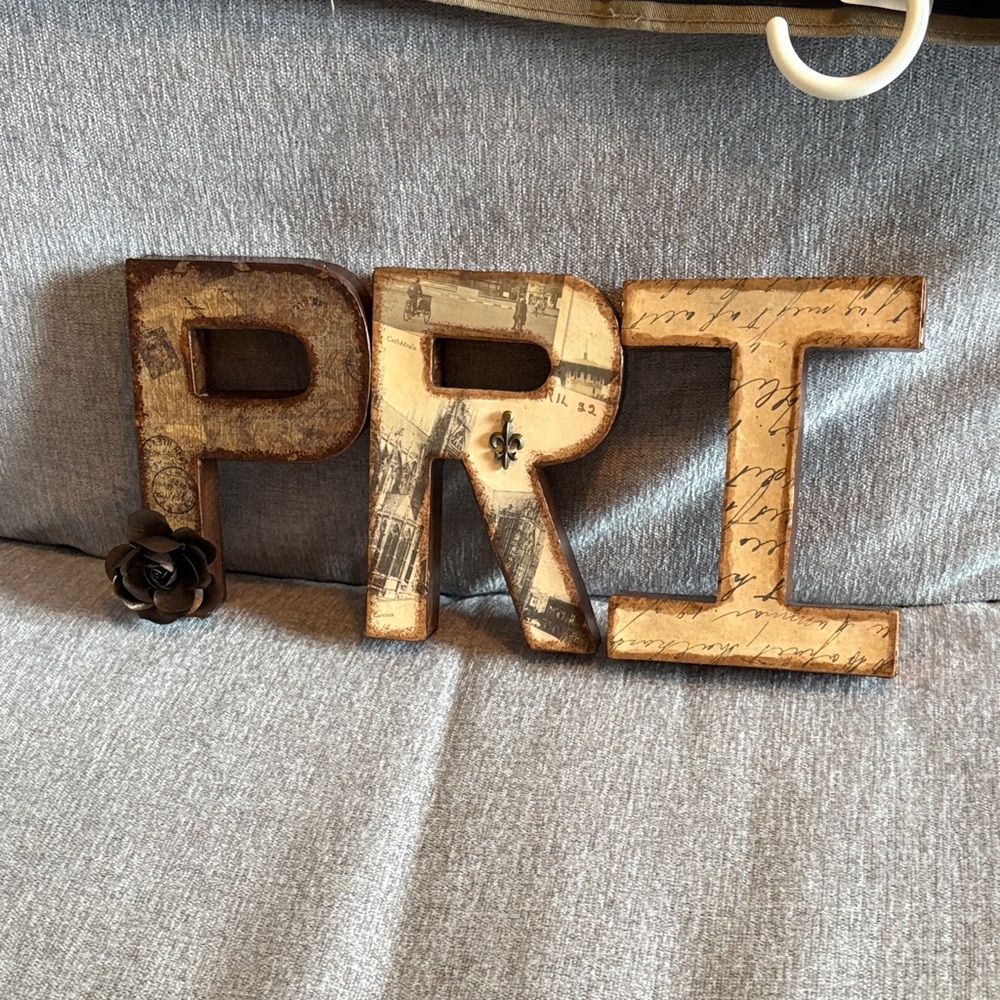 Decorative Brown Letter Set
